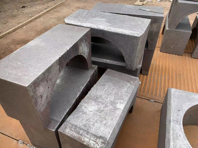 One stop service for steel castings at Huatong Large Foundry, providing finished product delivery support for non-standard production of lost foam process