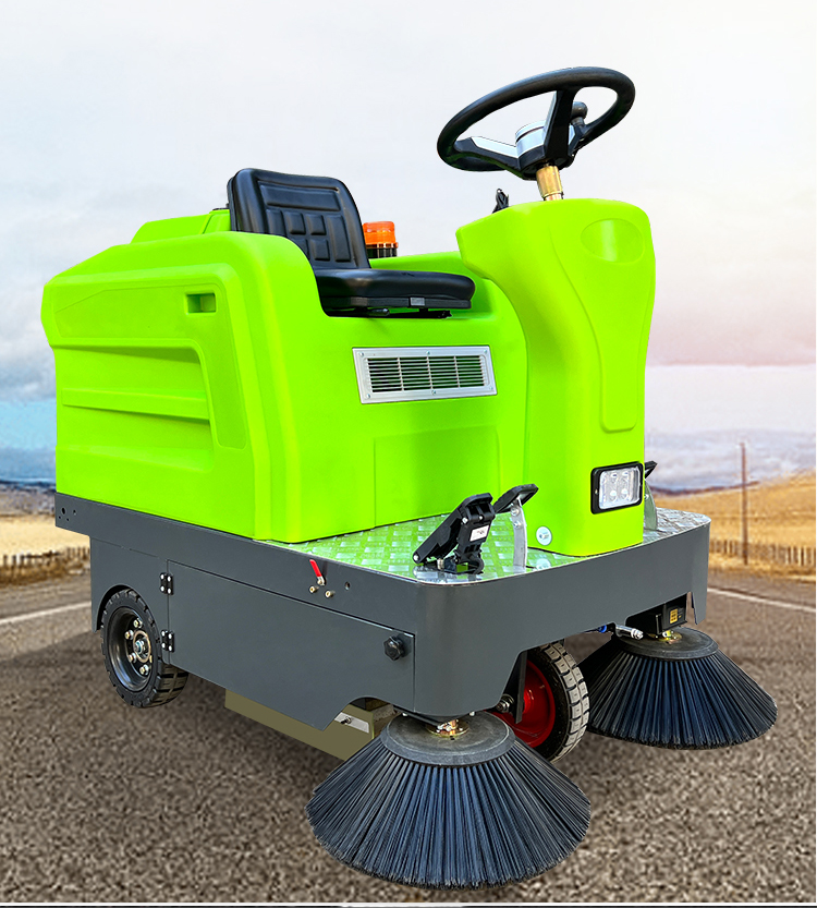 The 1400 type sweeping car has a simple and generous driving style, with a one-year warranty for street road cleaning vehicles