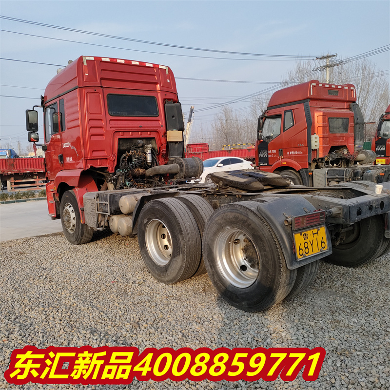 Sale of second-hand Oman GTL520 horsepower tractor Jiefang JH6520 horsepower tractor head for export to Haowo