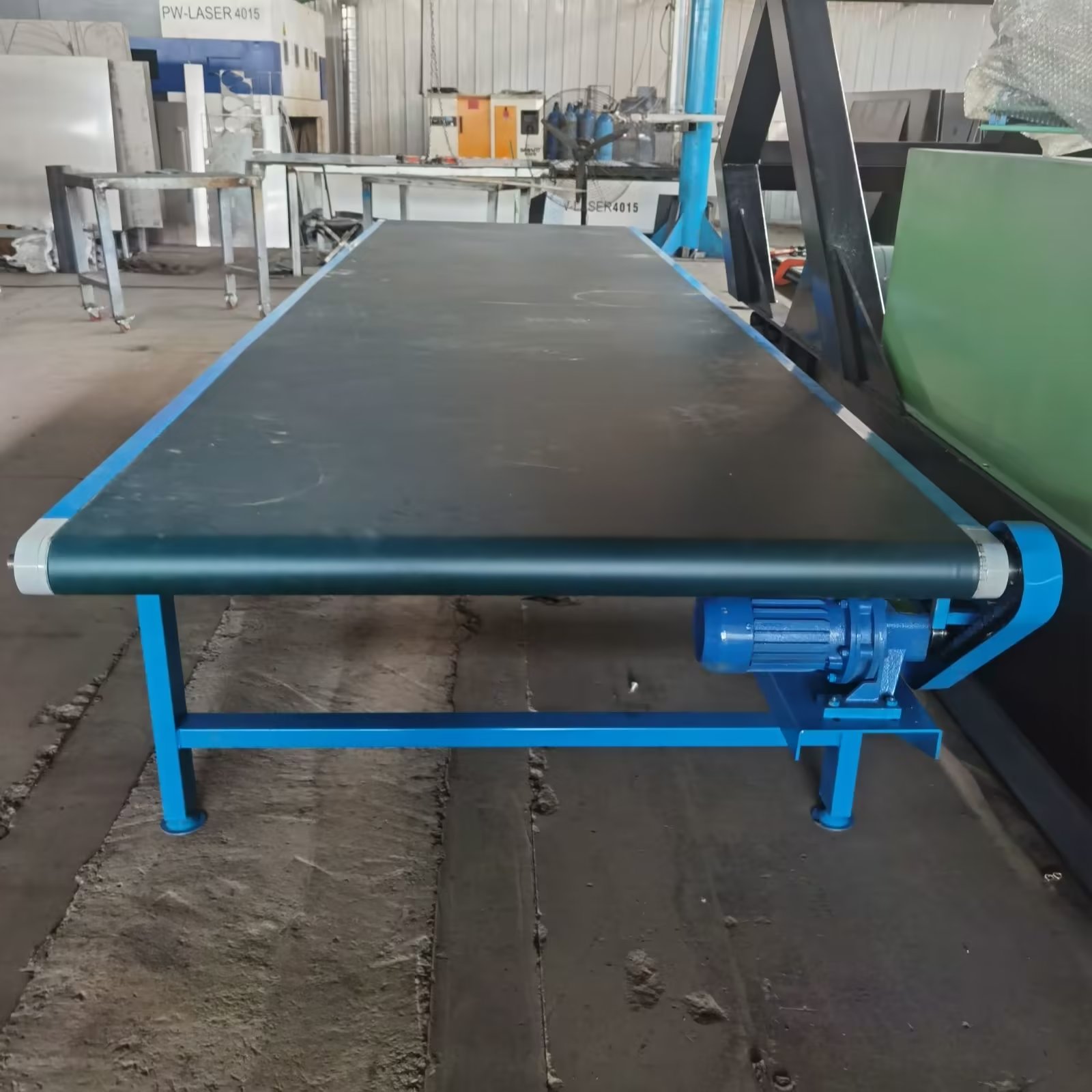 Chuangming Sorting Cargo Conveyor Climbing High Angle Belt Conveyor PVC Particle Feeding Elevator