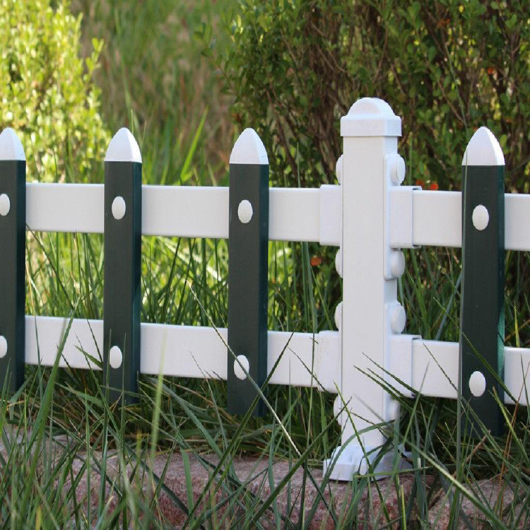 PVC lawn guardrail, plastic steel fence, vegetable garden park, flower pond, green fence, spring rain