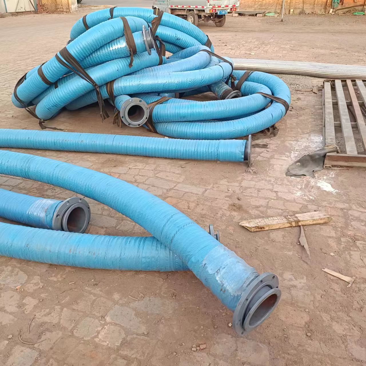 Low pressure steam rubber hose, wear-resistant rubber hose, steel wire negative pressure pipe, water pumping and drainage pipe, acid and alkali resistant, Ji Guan