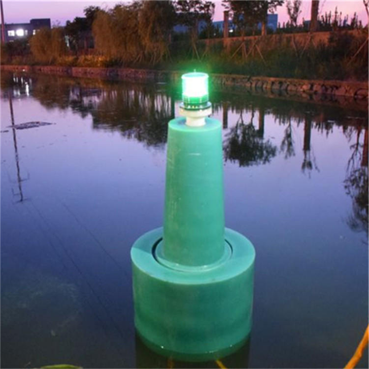 The supply of warning buoys for ferry terminals and waterways, as well as the yellow and eye-catching plastic navigation buoys, can be customized