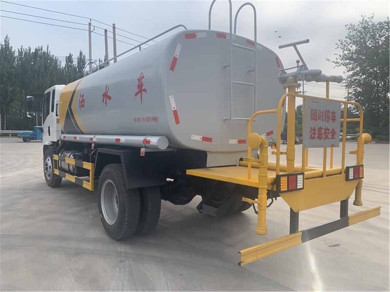 New 5-25 ton sprinkler truck for construction site, factory landscaping sprinkler truck, municipal sanitation fog cannon, dust reduction truck