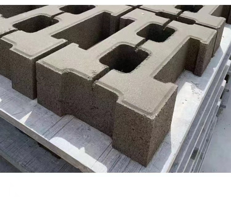 Concrete interlocking block interlocking I-shaped slope protection brick retaining park block brick