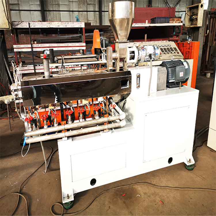 Manufacturing customized twin screw extruders for laboratory use in Haosu scientific research institutions Welcome to call and negotiate