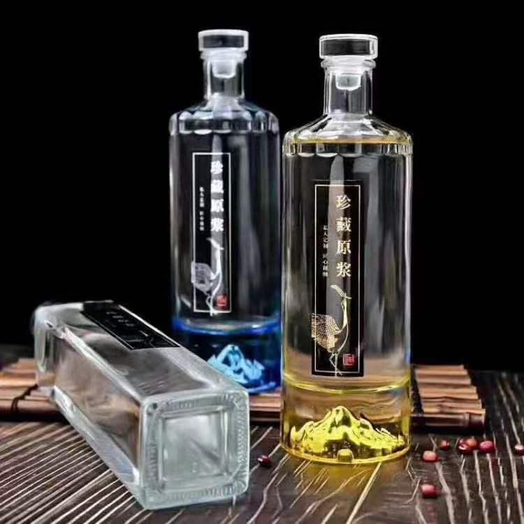 Manufacturers wholesale one jin white wine bottle 500ml transparent glass wine bottle creative empty wine bottle Shunxu glass products