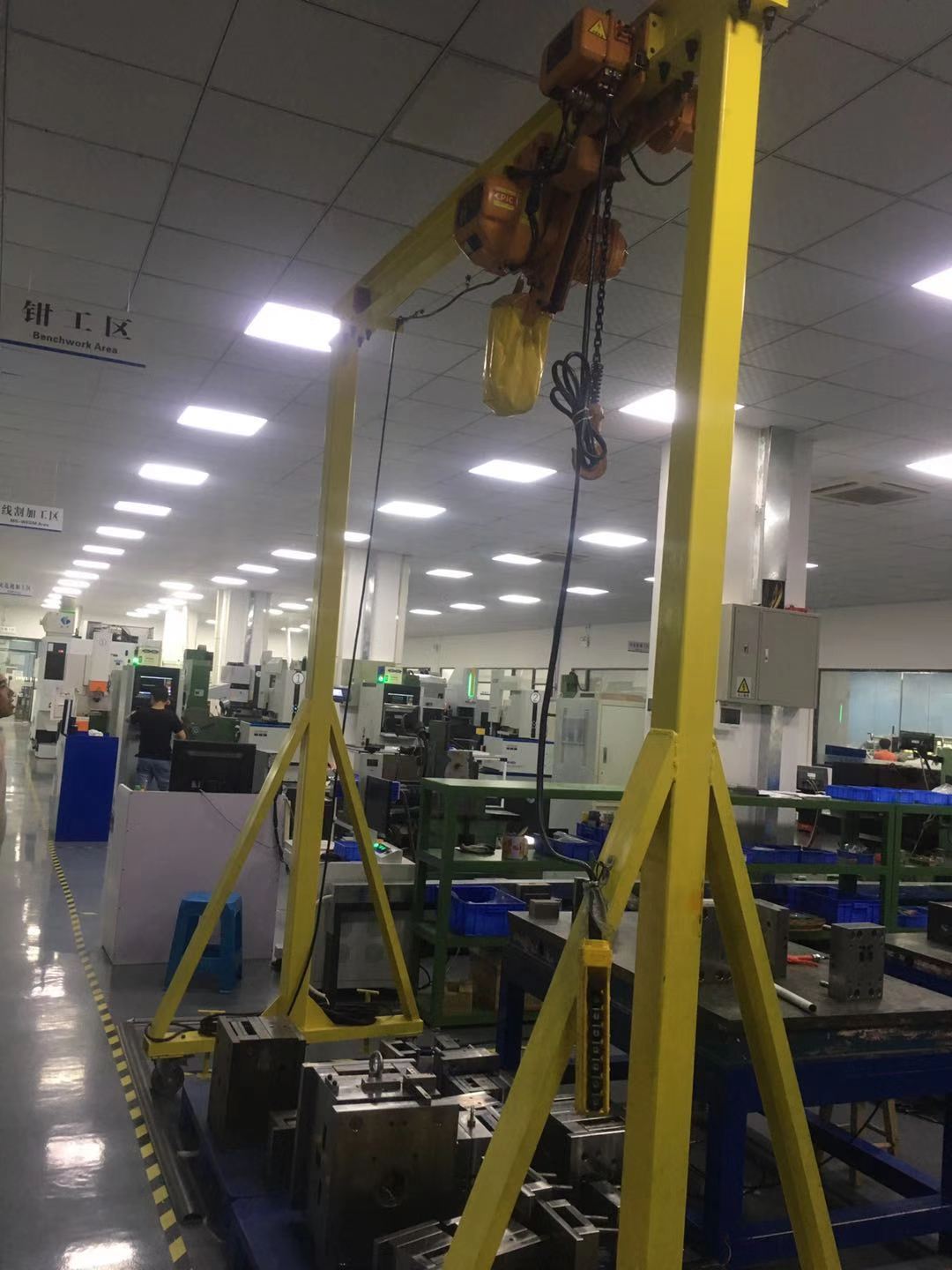 Pengxiang detachable 1t-5 ton small universal movable gantry, indoor electric lifting hanger supports customization