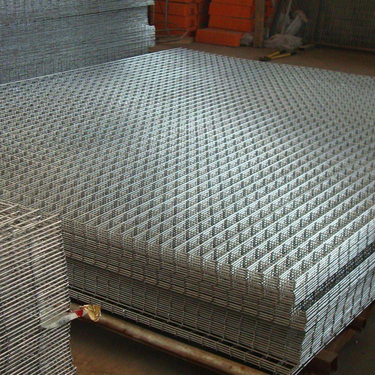 Galvanized mesh aquaculture isolation steel wire mesh industrial protection welding mesh shelf mesh