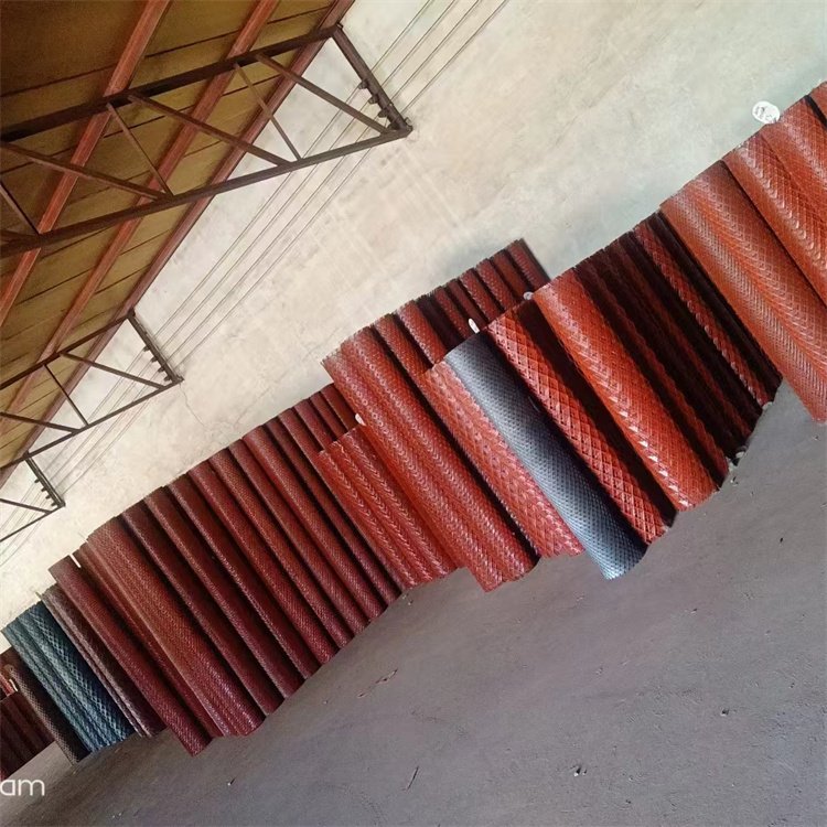 Heavy protective steel plate mesh, stretching and stamping steel plate diamond mesh, galvanized metal plate mesh