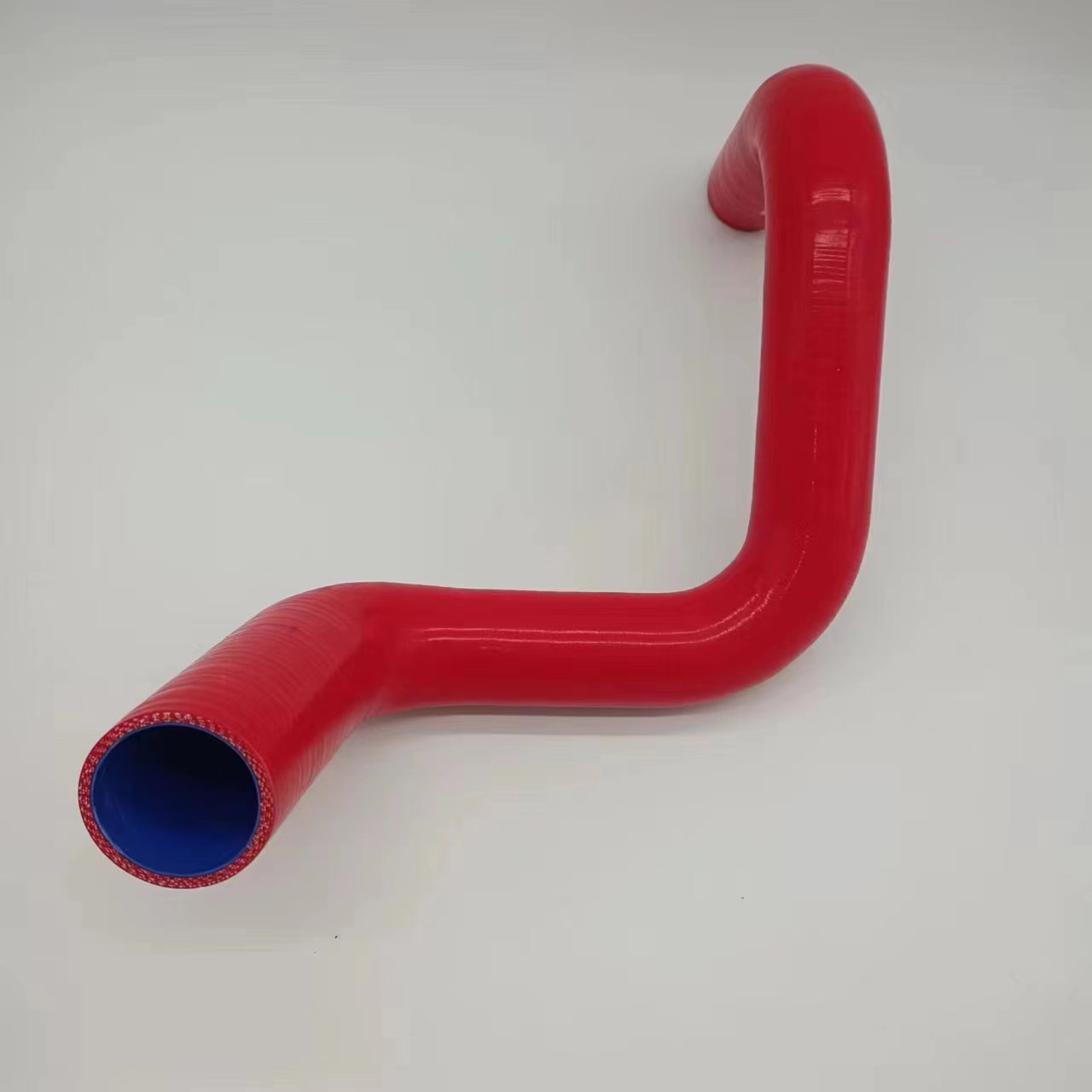 Customized high-temperature resistant silicone rice tube, car water tank, red irregular silicone water pipe, inlet and outlet silicone hose