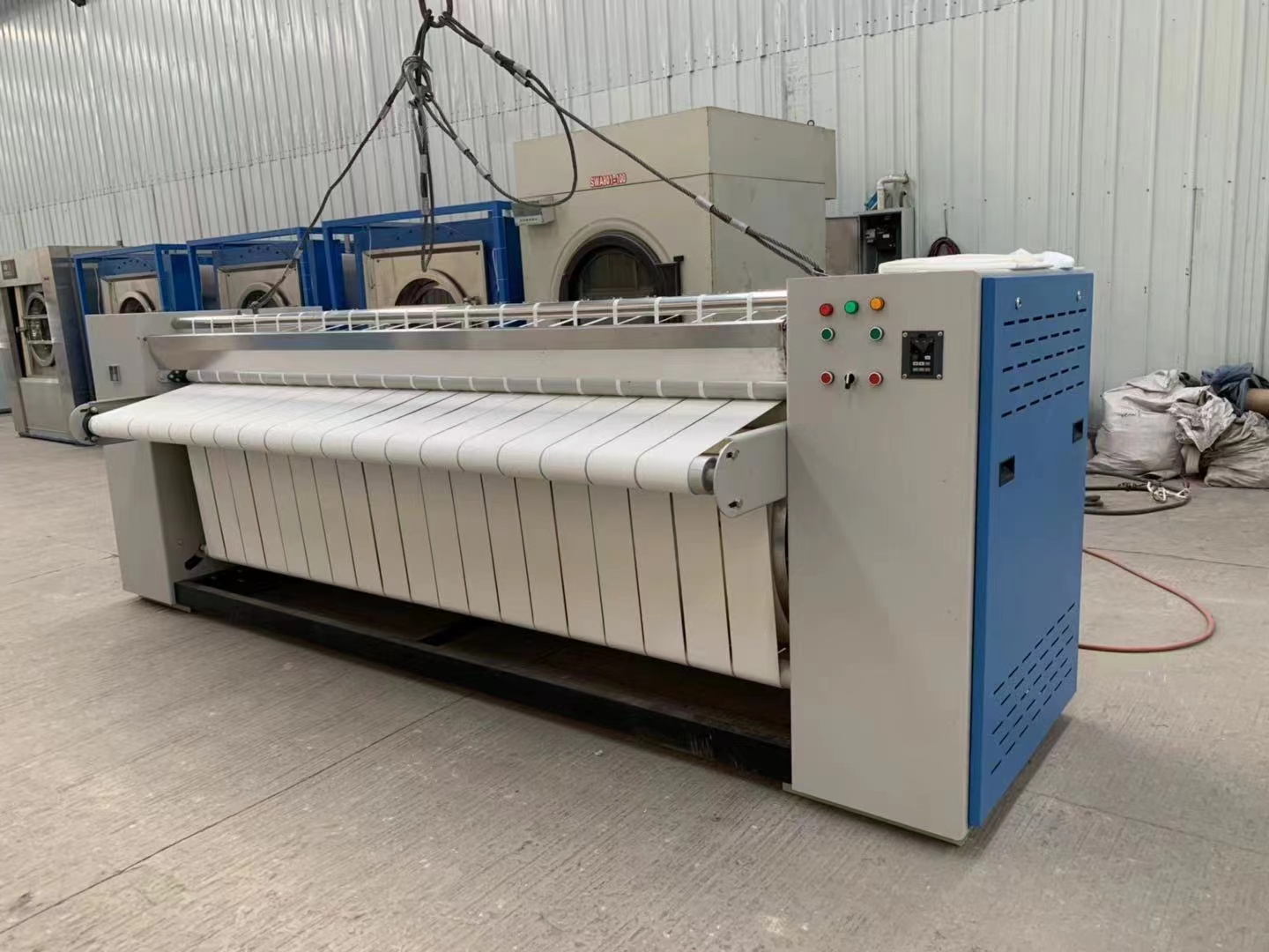 Large bed sheet ironing machine, quilt cover ironing machine, customized Hanting machinery according to needs