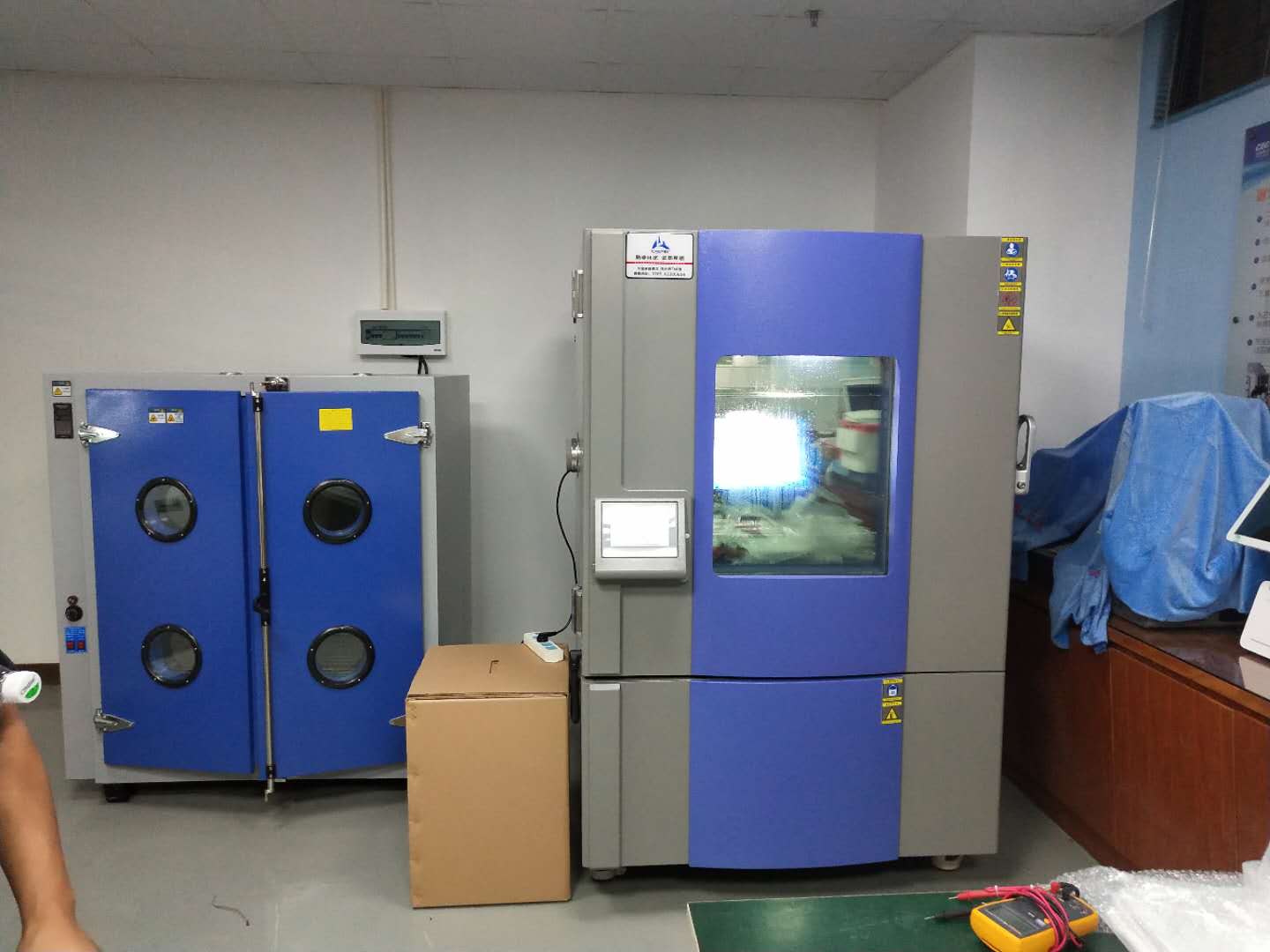 Wind cooled xenon lamp aging test machine simulated solar aging test chamber Light accelerated aging chamber