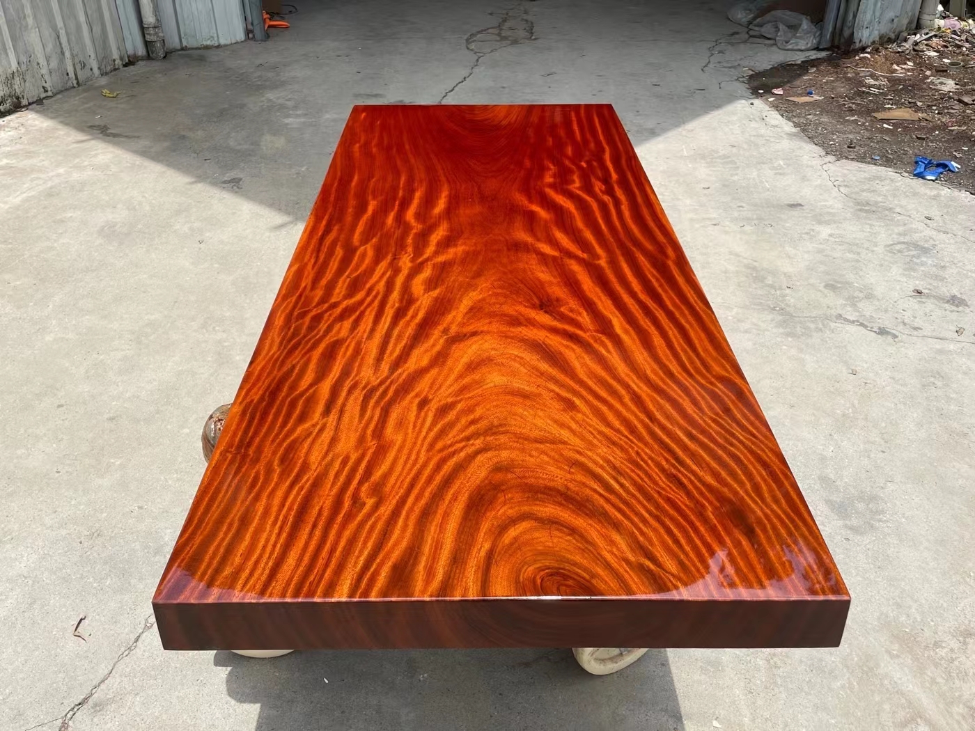 Yuanmufang Factory Wholesale Whole Square Red Tali Solid Wood Large Board 199 * 79 * 8 Simple Office Table Conference Table Whole Board