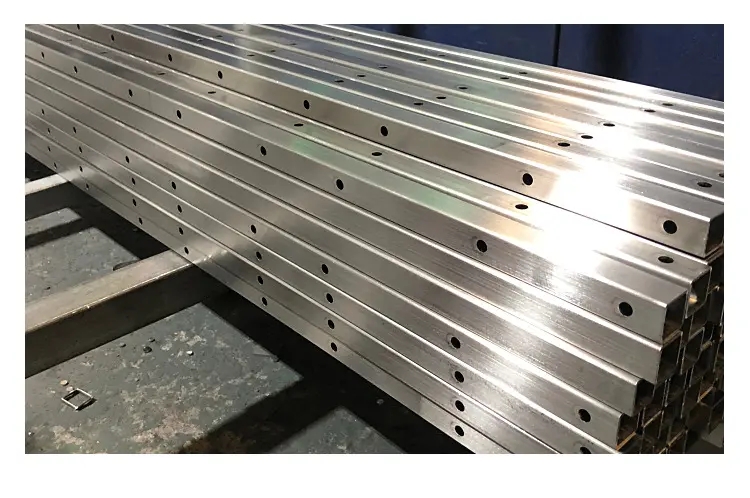 Dainan stainless steel plate manufacturer, medium thick plate, cutting circular shaped parts, 304 disc plate