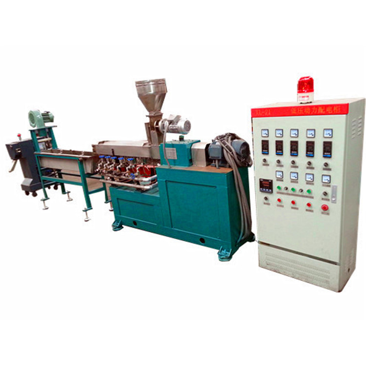 Modified plastic material, thermosetting plastic granulator, plastic recycling granulator