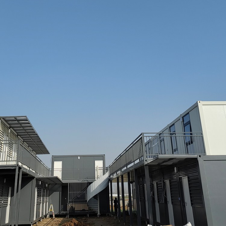 快速搭建工地住人集装箱 移动房屋办公室打包箱