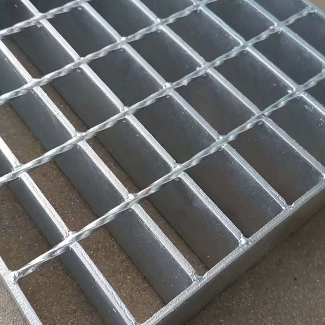 Stainless steel grating plate step plate Q235 drainage ditch cover plate hot-dip galvanized steel grating plate