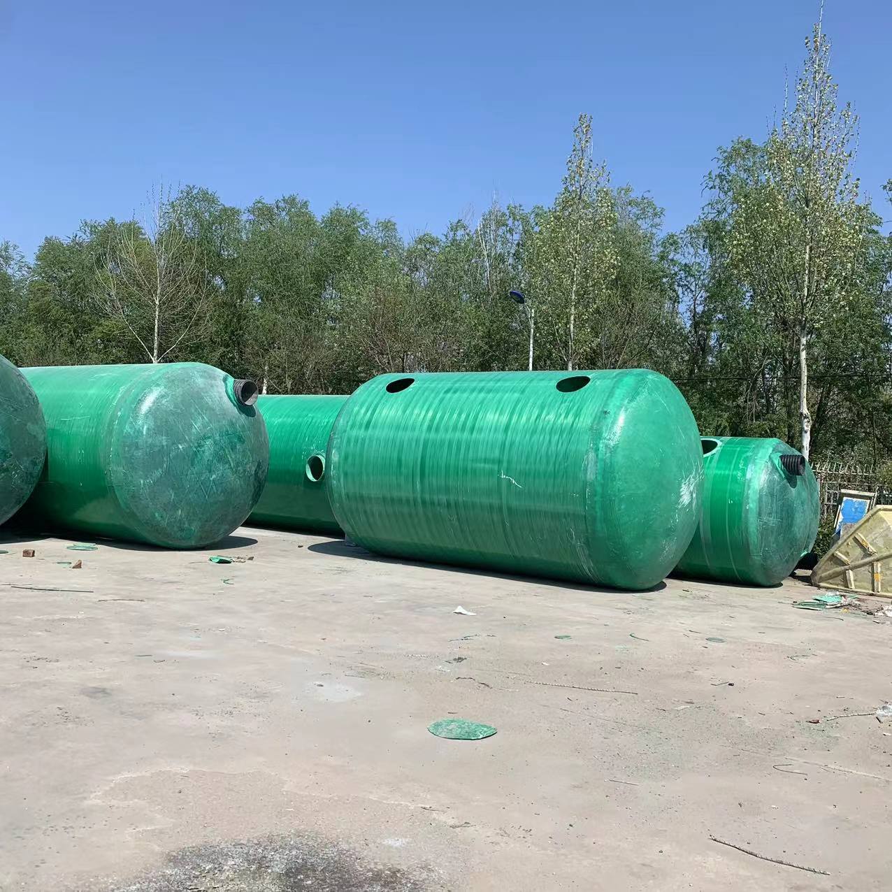 Zhanrui FRP septic tank, rural environmental protection toilet, sedimentation tank, sewage treatment equipment, fire control tank