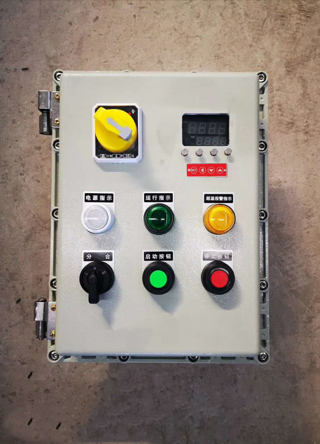 Customized explosion-proof distribution cabinet according to demand, supplied by the manufacturer from the source. The manual touch screen of the distribution box is easy to operate and easy to maintain in the later stage