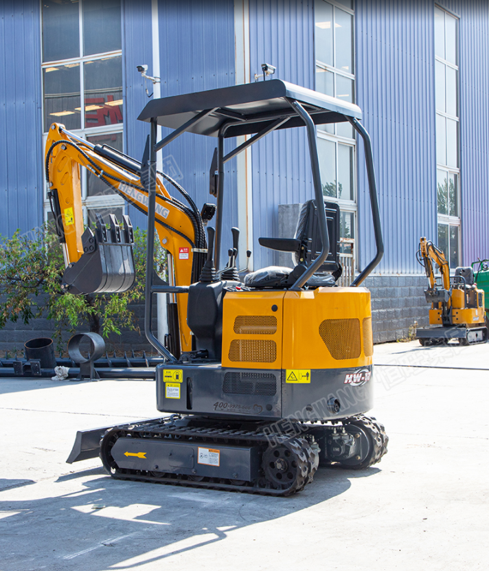 Hydraulic pilot operated excavator with easy 360 ° rotation and 1.5T body weight that can make money