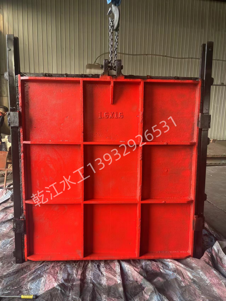 Square cast iron gate with hoist pump station, dam channel, hydraulic electric channel gate, small customization