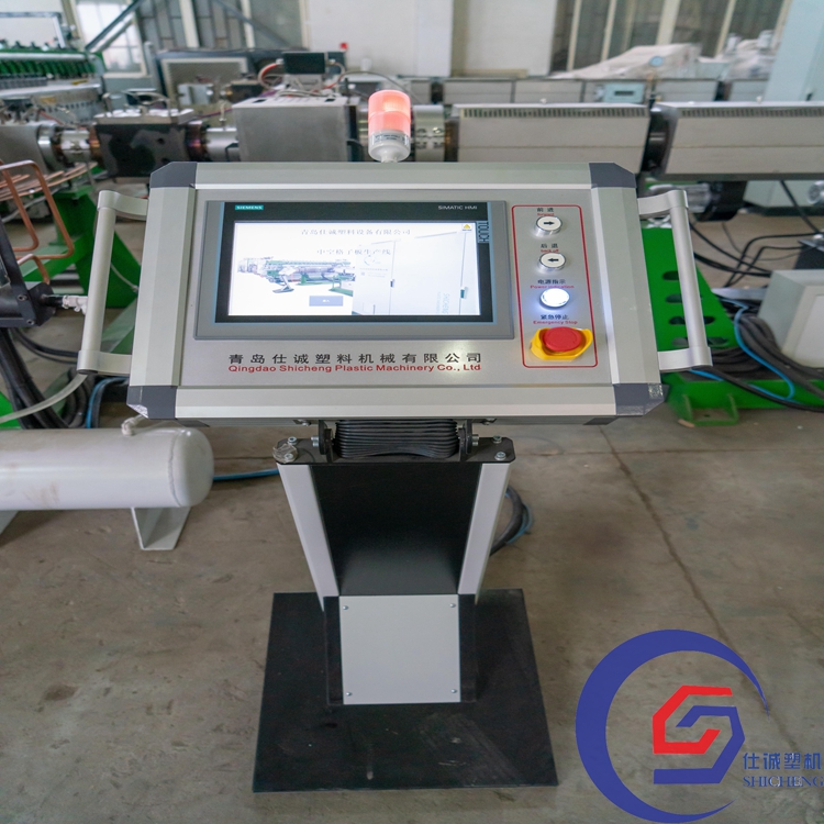 PC Sunshine Plate Equipment, Grid Plate, Plastic Hollow Plate Production Line, Shicheng Greenhouse Greenhouse Greenhouse Plate Machine