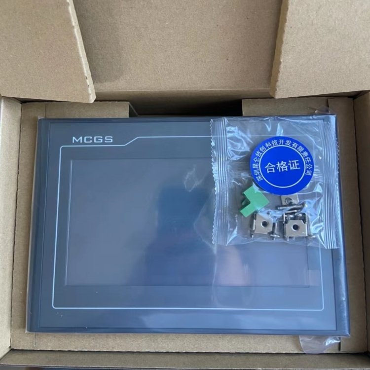 【 Original 】 Kunlun Tongshi MCGS TPC7012EI 7-inch touch screen HMI 7012EW