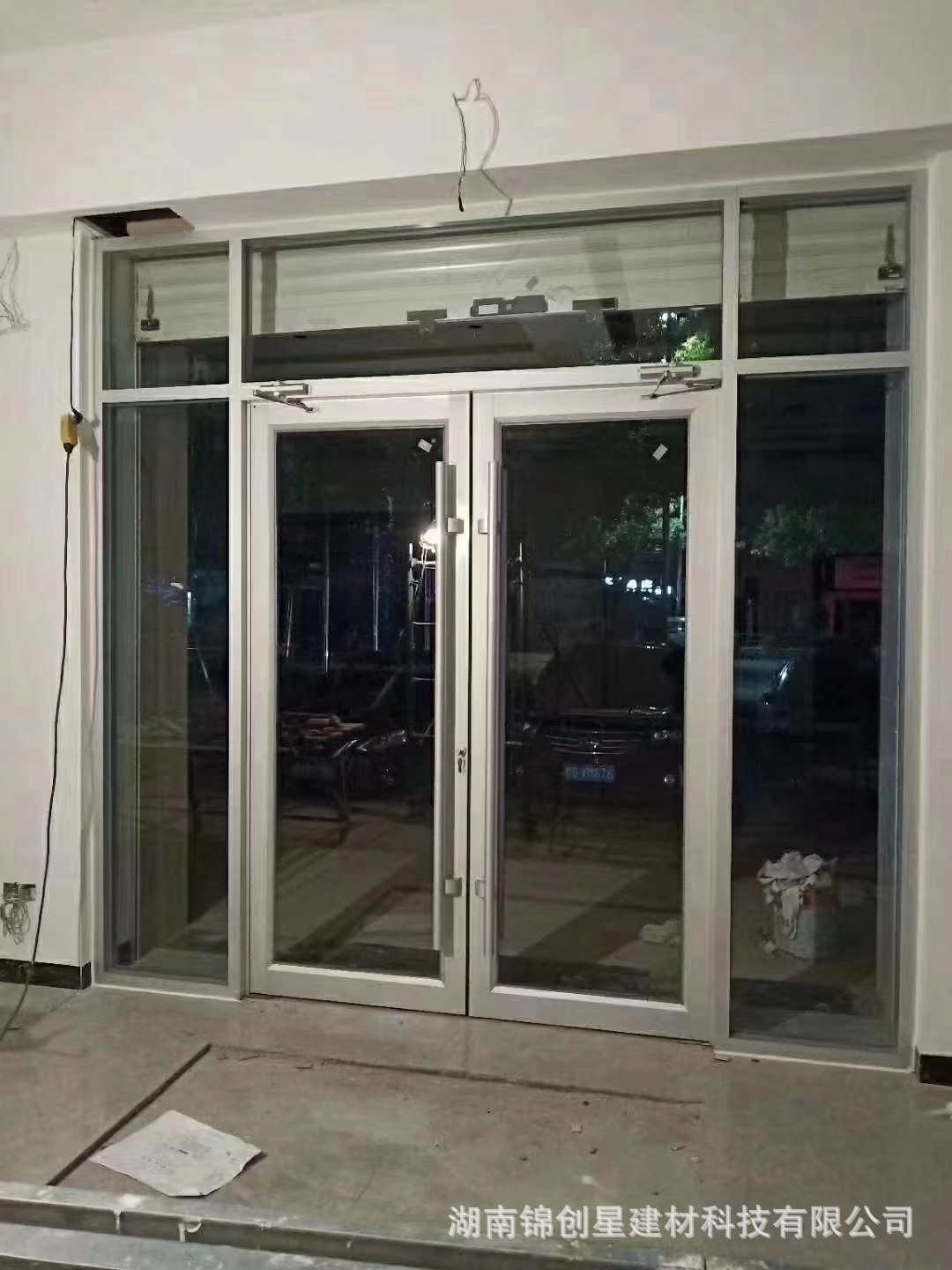 Customized aluminum alloy doors and windows, shops, fast food restaurants, KFC doors, aluminum alloy KFC sliding doors, swing doors