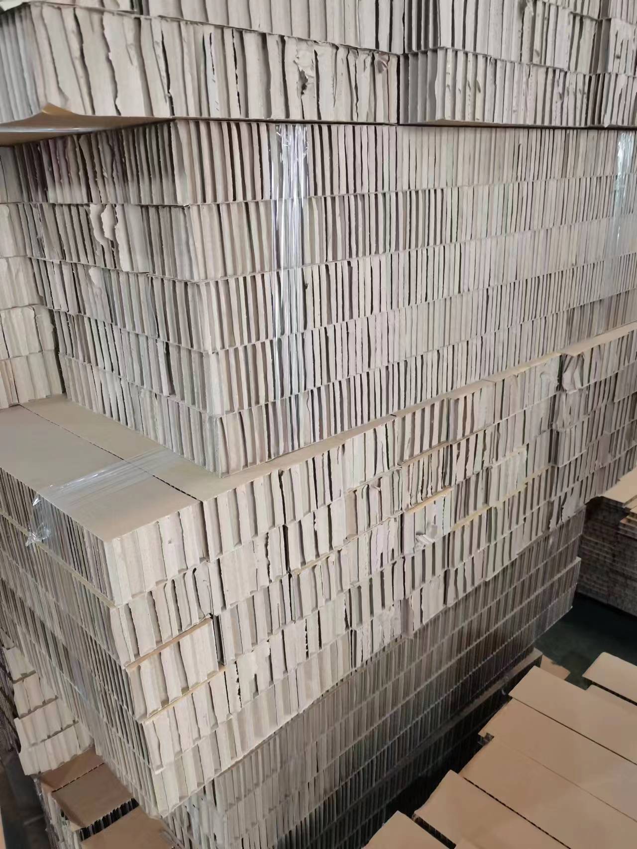 潍坊蜂窝纸板 重型包装箱 纸护角厂家 厂家直发