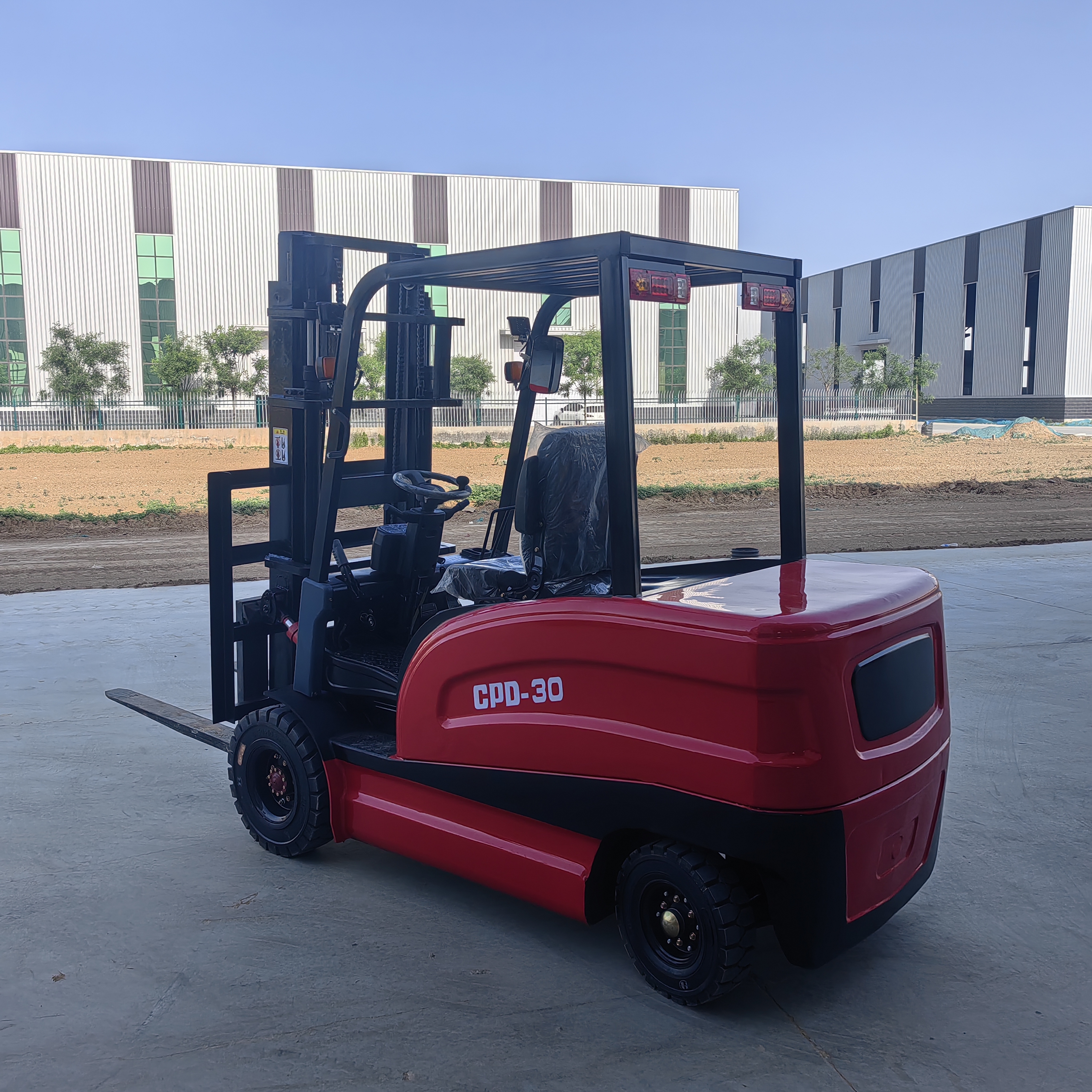 Electric forklift 1 ton four wheel drive new energy 2 tons 3 tons stacking truck 1.5 tons handling truck 5 tons heavy duty