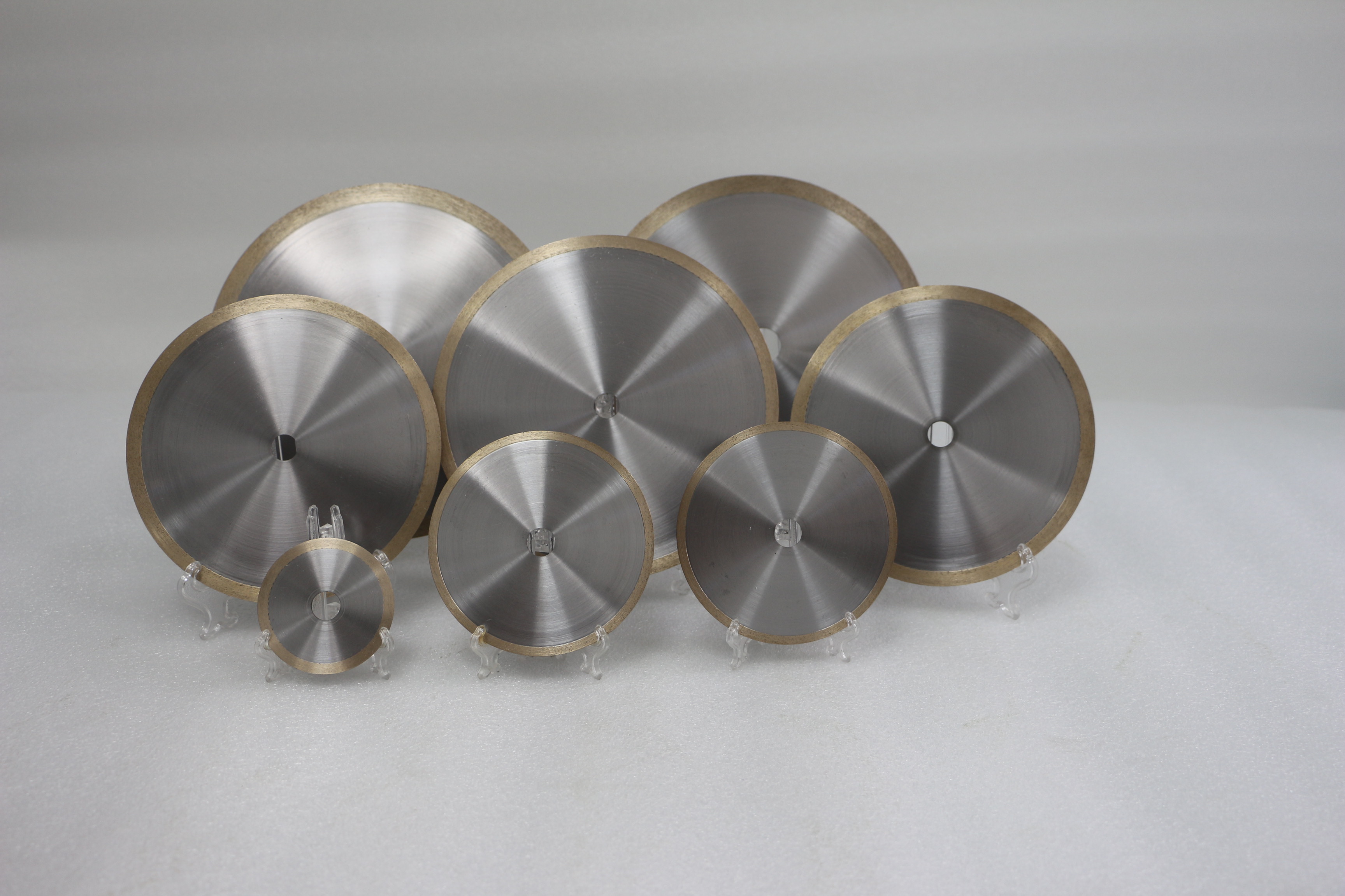 Gold diamond bronze sintering grinding plate glass grinding plate Stemware glass grinding plate supports non-standard customization