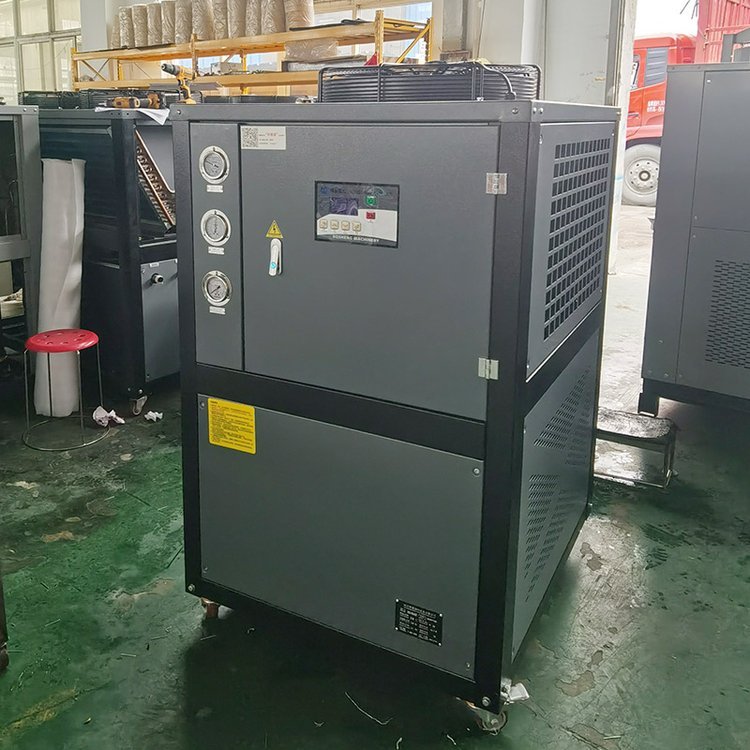 Industrial chiller, 5-horsepower air-cooled chiller, water-cooled oil cooler, small injection mold cooling and cooling machine