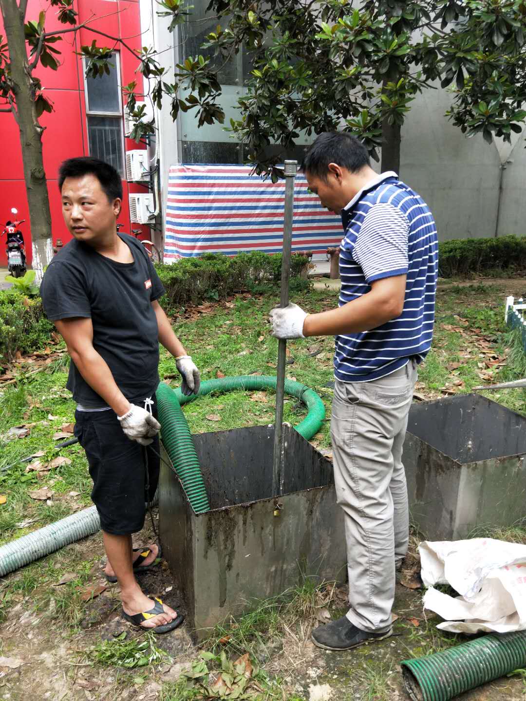 Septic tank cleaning in Jianye District, Nanjing City Evacuation Cesspit Sedimentation tank Oil separator desilting