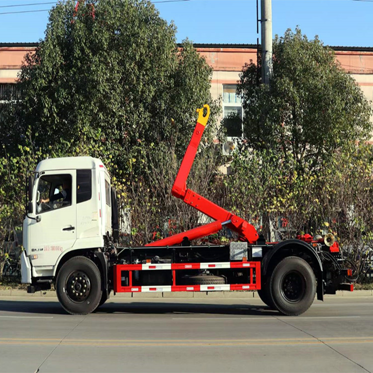 Dongfeng Daduoli Car Detachable Garbage Truck Hook Arm Truck Easy to Operate, Efficient in Performance