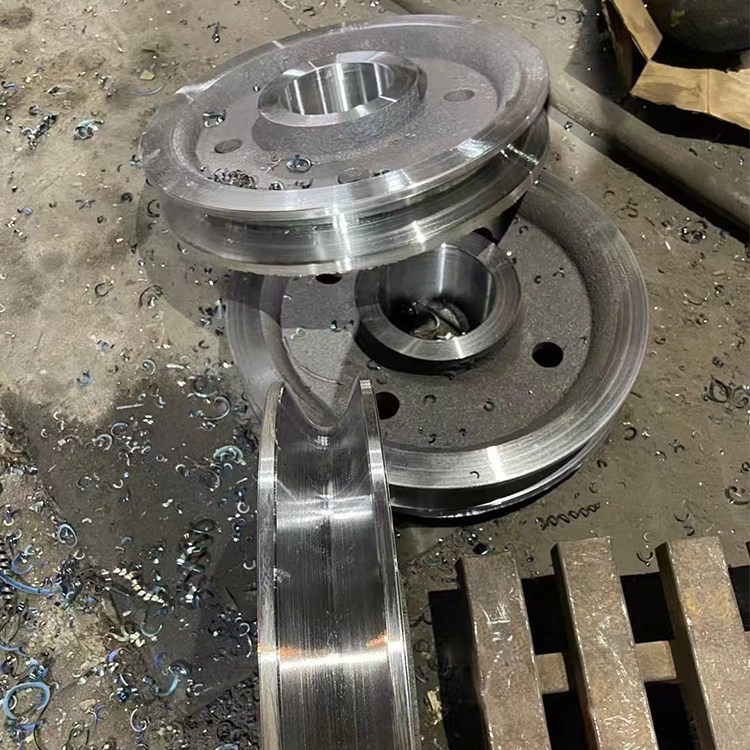 TLG1600/9.5-11矿用铸钢天轮 耐磨游动式 矿井提升导向承重滑轮