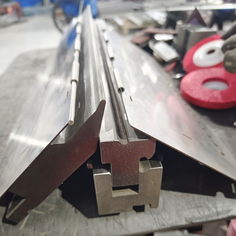 Press brake mould Roll round hinge mould One time forming of hinge mould High precision to letter