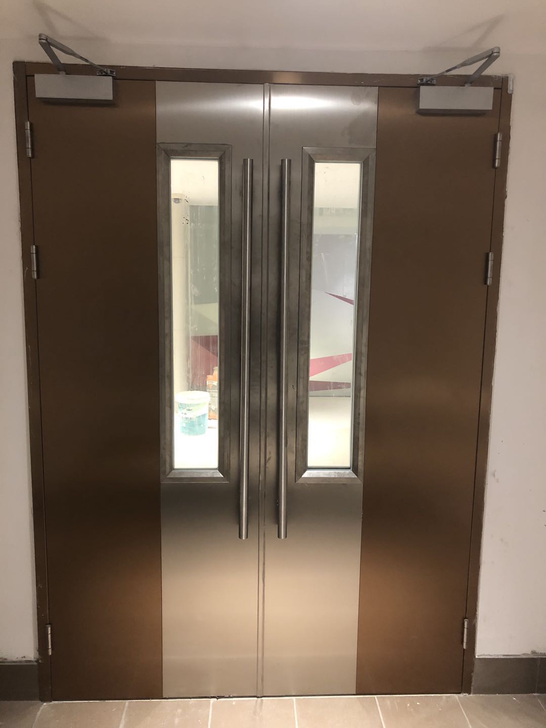 Local manufacturer's engineering wholesale, non-standard customized package installation and after-sales service for stainless steel fire doors