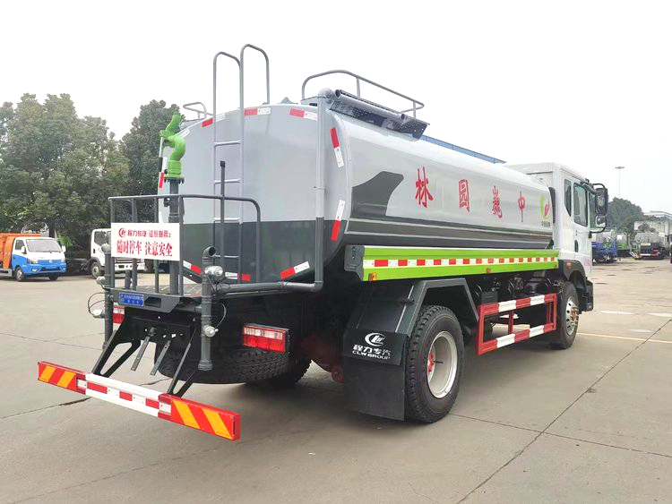 Cheng Li 5 tons, 8 tons, 10 tons, 12 tons, 15 tons, 20 tons, and 25 tons of sprinkler truck accessories directly supplied by manufacturers