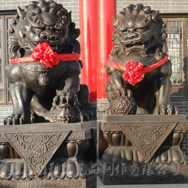 Large 2-meter copper lion villa entrance, palace lion decorations, bronze lion heads can be customized according to needs