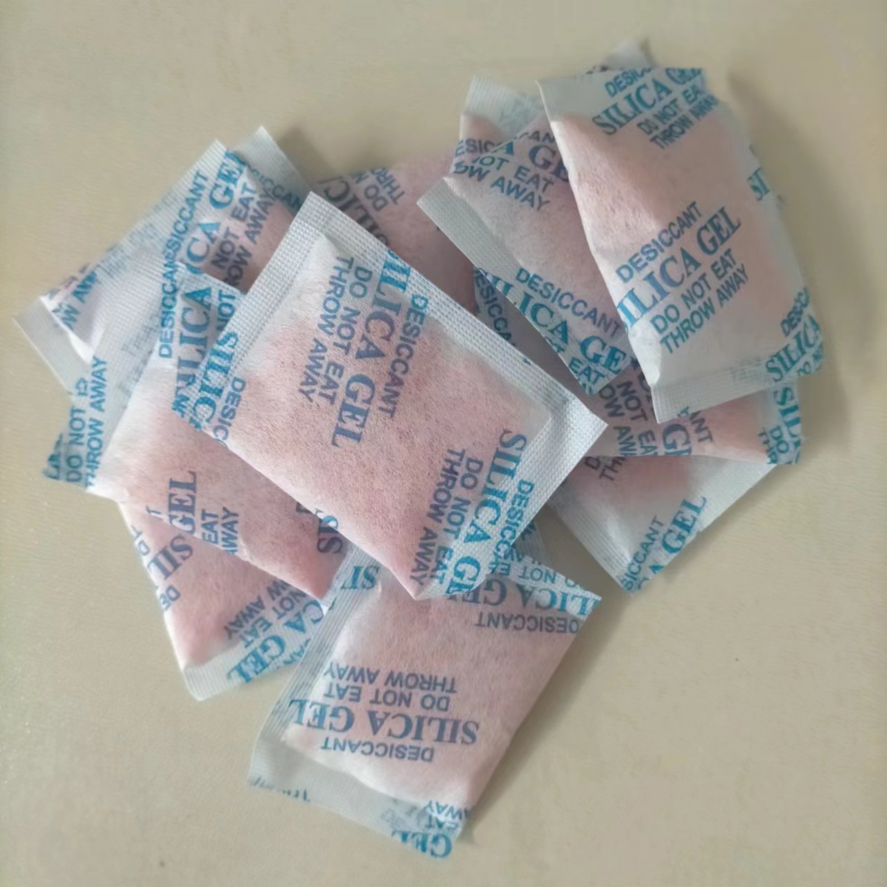 Fragrant silicone desiccant 5g non-woven small packaging bags, clothing, shoes, hats, sachets