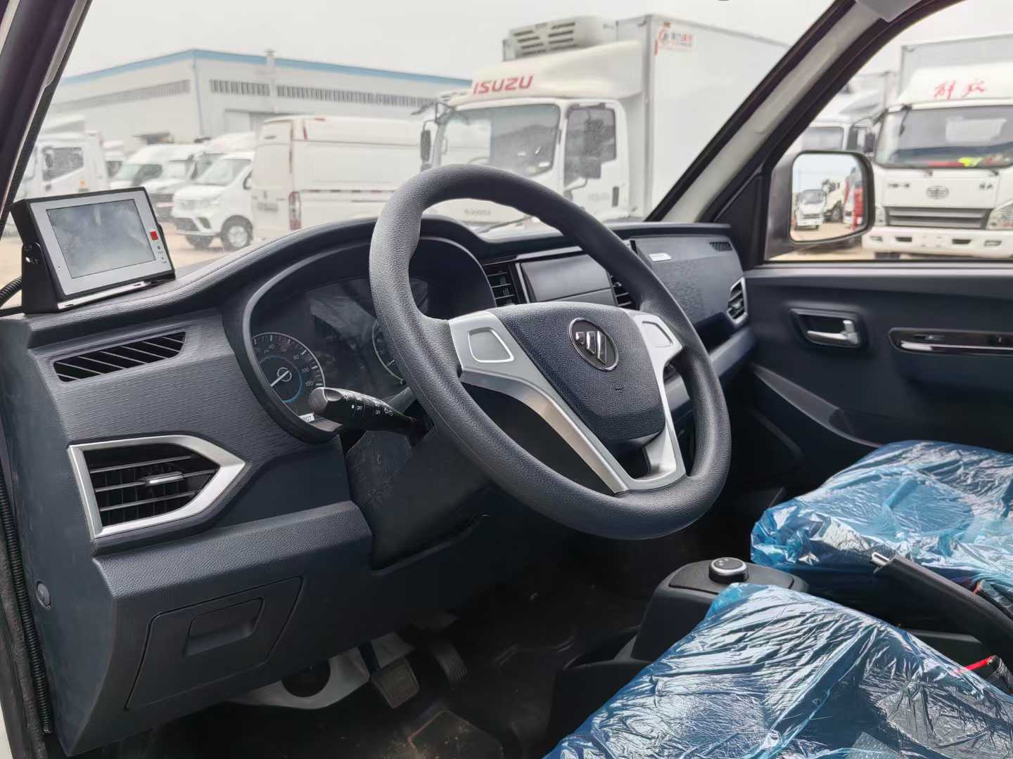 福田 小型 冰淇淋牛奶蔬菜冷链车 国六排放 可视频看车