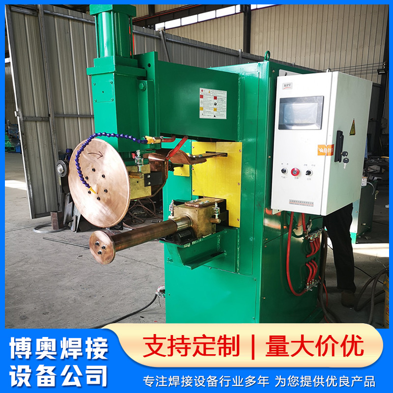 The fuel tank seam welding machine is suitable for welding materials such as stainless steel, iron, galvanized sheet, etc. The weld seam is firm, uniform, and beautiful