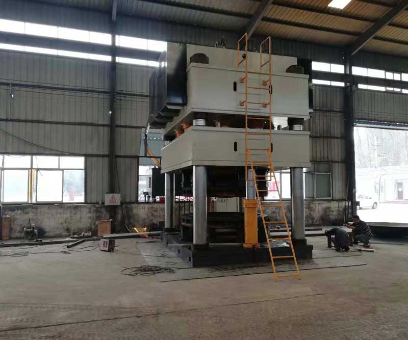 WEILI Heavy Industry 2800 ton Three Beam Four Column Structure Head Stretch Forming Hydraulic Press