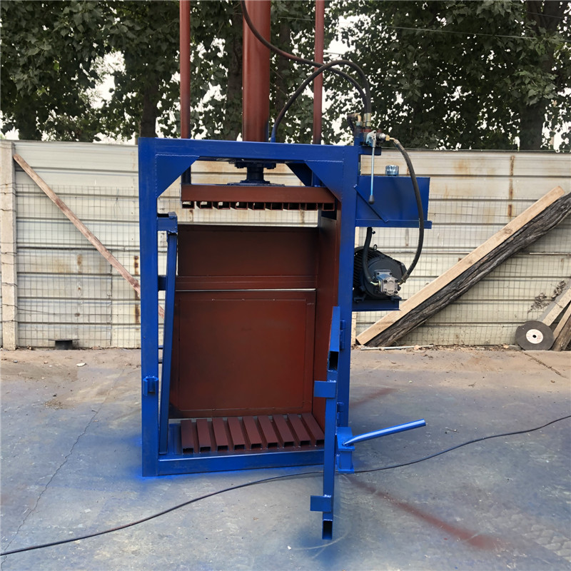 Single cylinder 20 ton small hydraulic baler corn husk bundling machine bottom plate reinforcement grass pressing compressor