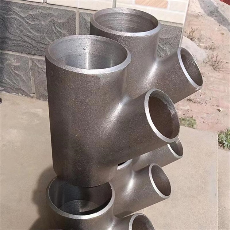 Seamless high-pressure equal diameter reducing large diameter butt welding tee stamping welding 304 stainless steel