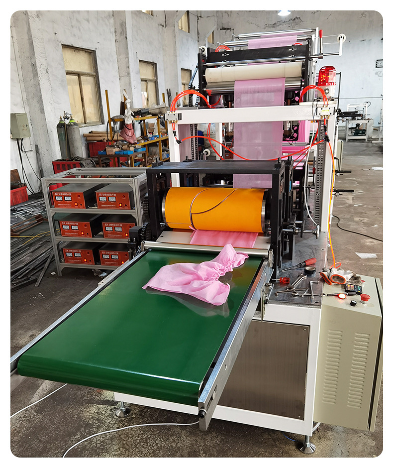 Disposable non-woven sterile shorts, triangular flat angle, postpartum delivery, pregnant women, daily pants throwing machine production equipment