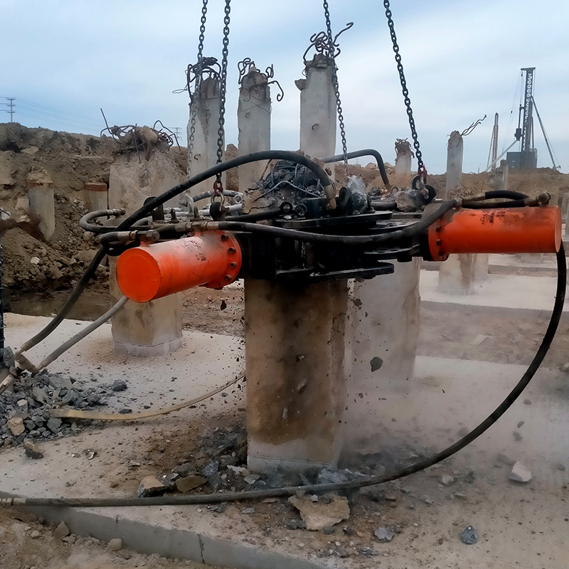 The hydraulic pile breaking machine is convenient, effective, and safe in intercepting useless piles to achieve perfect pile breaking effect, saving time and effort