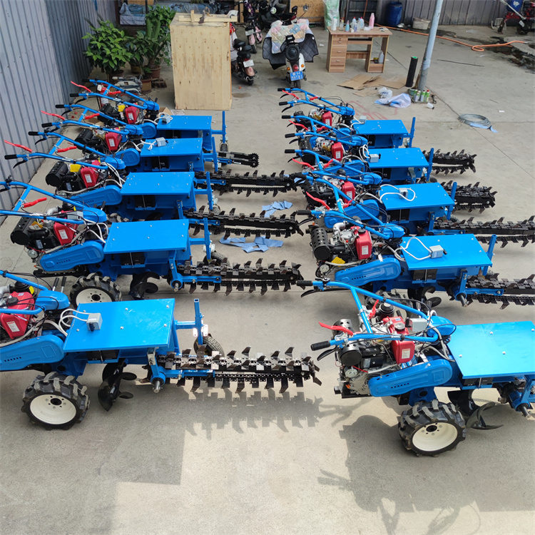 Small diesel grooving machine, Chengyu Engineering buried pipe trenching machine, single person operated trenching machine