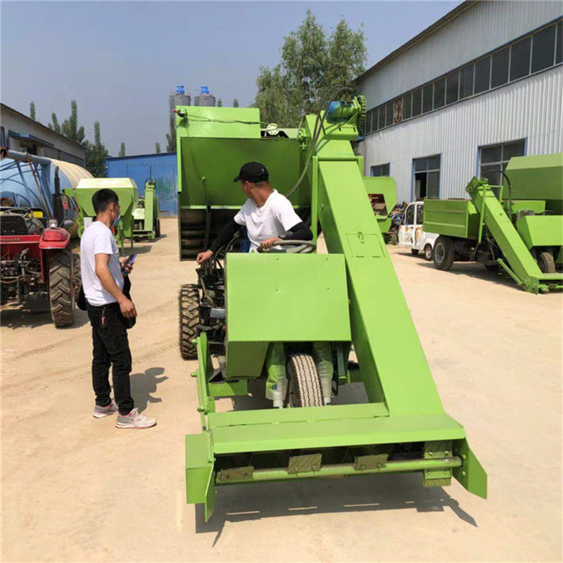 Mobile three wheeled manure truck with multiple models of diesel manure remover, cattle farm and sheep farm manure cleaning machine